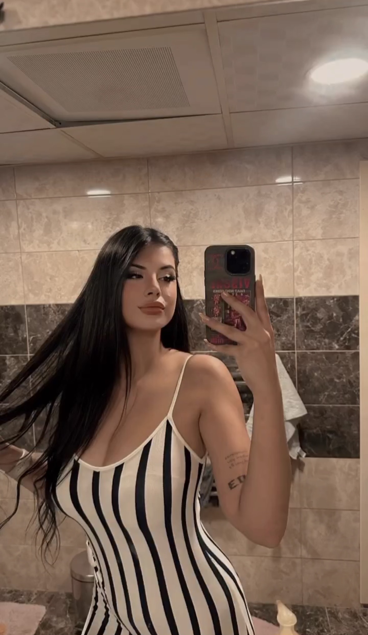 Ceyhan Öğrenci Escort Duygu